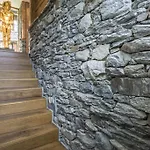 Chalet Artsy Luxurious Ski-in-out-chalet