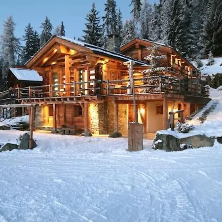 Domek alpejski Artsy Luxurious Ski-in-out-chalet Bagnes